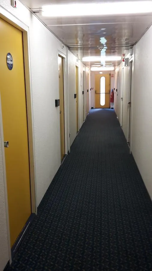 Ibis Budget Lille Lesquin Aeroport 4*,